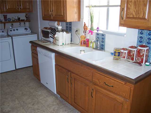 3175 Coral Dr, Oceanside, CA 92056 photo 2