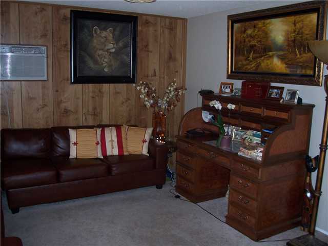 3175 Coral Dr, Oceanside, CA 92056 photo 4