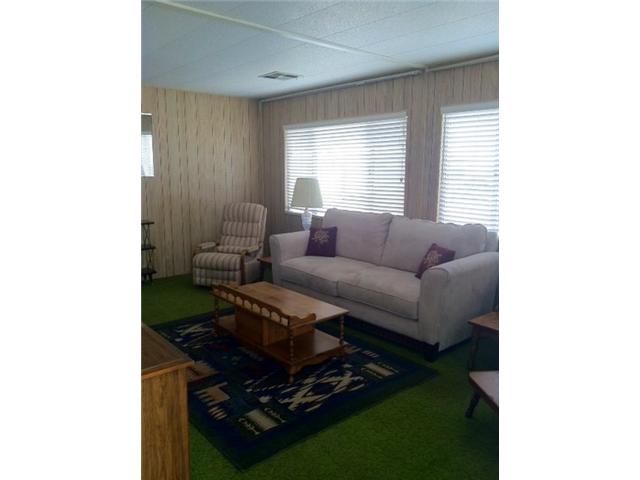 89 Pheasant Ln, Oceanside, CA 92057 photo 2