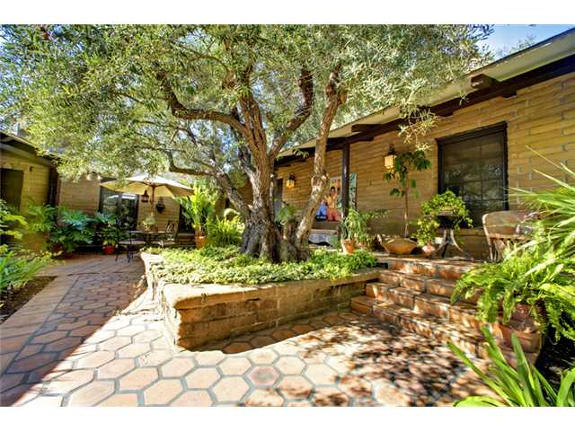 2005 Gird Rd, Fallbrook, CA 92028 photo 1