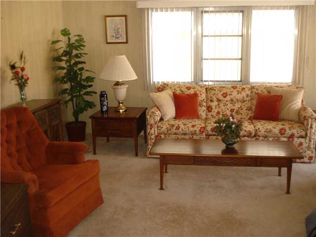 35 Chico Ln, Oceanside, CA 92058 photo 5