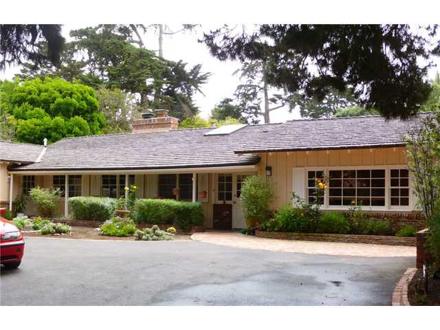 3715 Rosecroft Ln, San Diego, CA 92106 photo 1