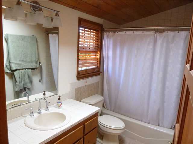 3715 Rosecroft Ln, San Diego, CA 92106 photo 17