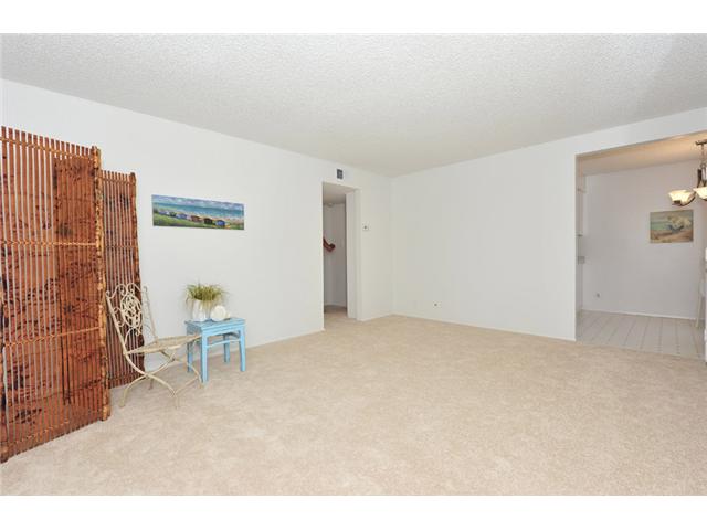 748 Teaberry St, Encinitas, CA 92024 photo 2