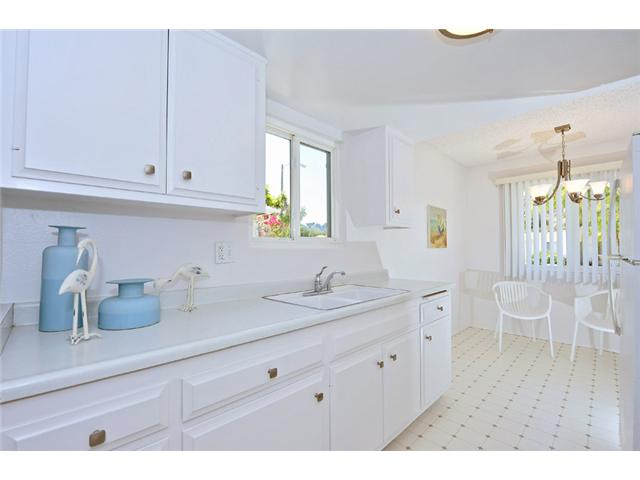 748 Teaberry St, Encinitas, CA 92024 photo 3