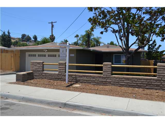 8626 Atlas View Dr, Santee, CA 92071 photo 2