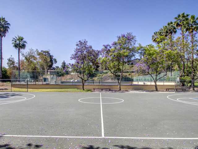 2264 Peach Tree Ln, Spring Valley, CA 91977 photo 14