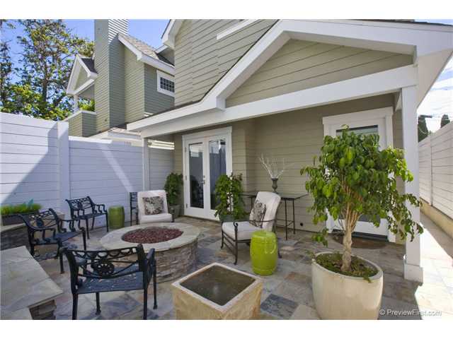 407 E Ave, Coronado, CA 92118 photo 2
