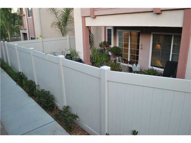 2724 Lake Pointe Dr, Spring Valley, CA 91977 photo 1
