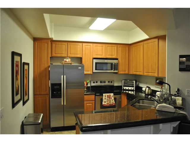 2724 Lake Pointe Dr, Spring Valley, CA 91977 photo 2