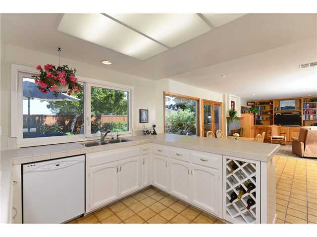 5565 Soledad Mountain Rd, La Jolla, CA 92037 photo 7