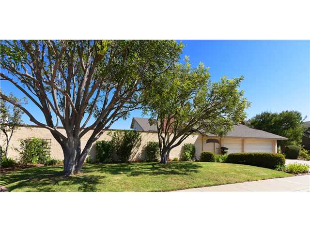 5565 Soledad Mountain Rd, La Jolla, CA 92037 photo 1