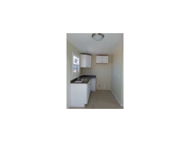 338 12th St, El Centro, CA 92243 photo 2