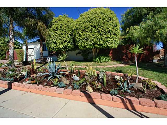 1818 Andy Ln, Oceanside, CA 92054 photo 2
