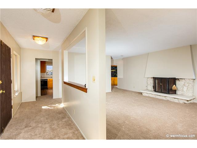 1600 Mountain View Ave, Oceanside, CA 92054 photo 4