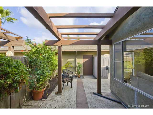 2284 Peach Tree Ln, Spring Valley, CA 91977 photo 14