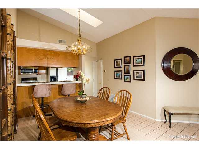 366 Grapevine Rd, Vista, CA 92083 photo 8