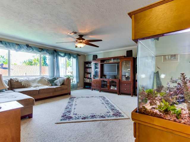 10524 Greenford Dr, San Diego, CA 92126 photo 8
