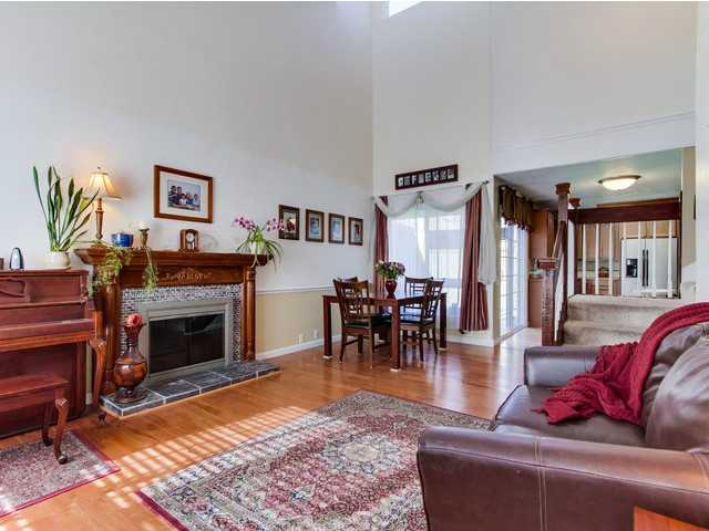 10524 Greenford Dr, San Diego, CA 92126 photo 2