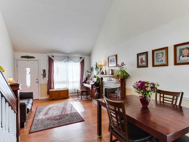 10524 Greenford Dr, San Diego, CA 92126 photo 4