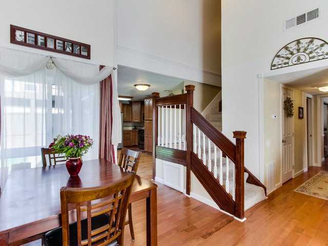 10524 Greenford Dr, San Diego, CA 92126 photo 5