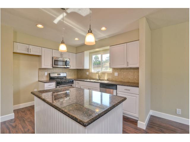207 Coneflower St, Encinitas, CA 92024 photo 6