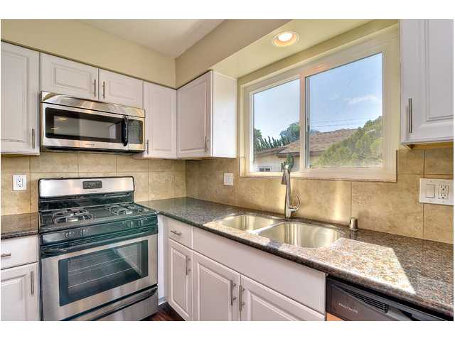 207 Coneflower St, Encinitas, CA 92024 photo 8