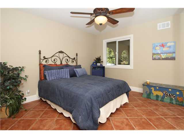1332 Via Del Oro, Fallbrook, CA 92028 photo 13