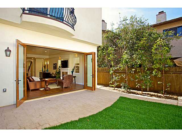 1342 Thomas St, San Diego, CA 92109 photo 12