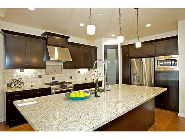 1342 Thomas St, San Diego, CA 92109 photo 8