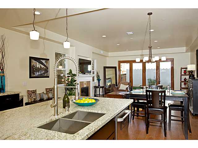 1342 Thomas St, San Diego, CA 92109 photo 9