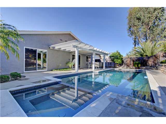 8073 Hillandale Dr, San Diego, CA 92120 photo 22