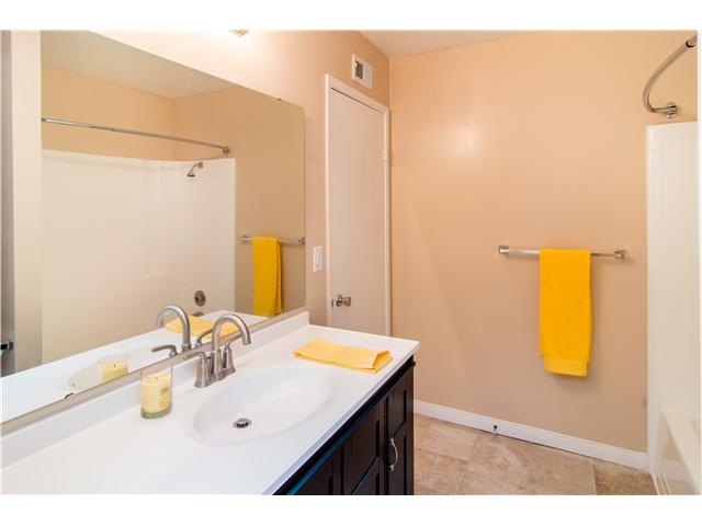 470 Parkside Dr, Oceanside, CA 92058 photo 8