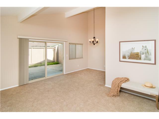 470 Parkside Dr, Oceanside, CA 92058 photo 4