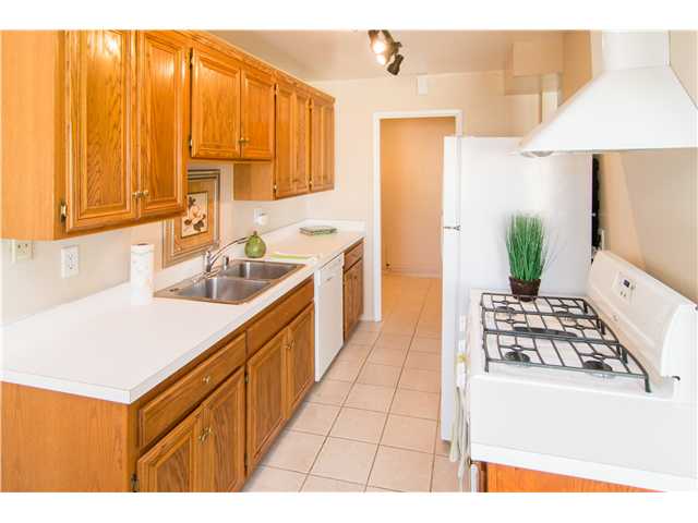 470 Parkside Dr, Oceanside, CA 92058 photo 5