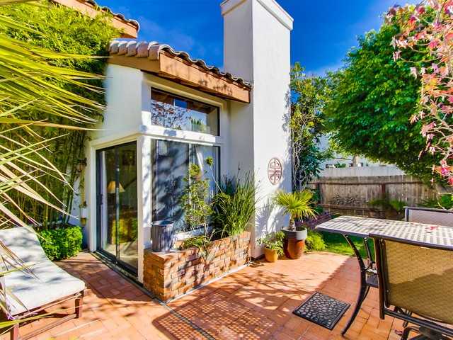 2009 Coolngreen Way, Encinitas, CA 92024 photo 4