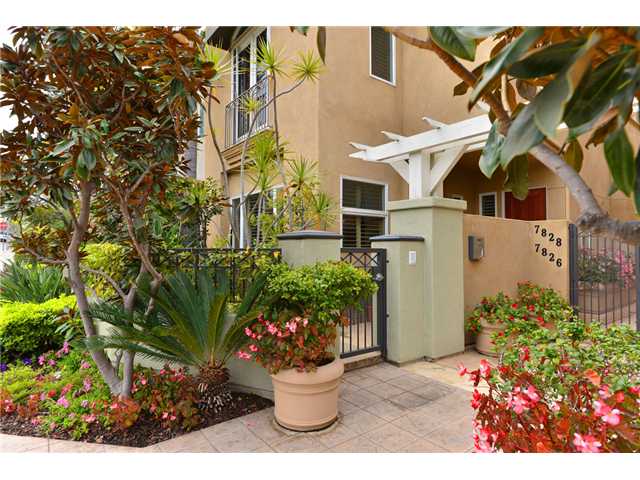 7824 Ivanhoe Ave, La Jolla, CA 92037 photo 1