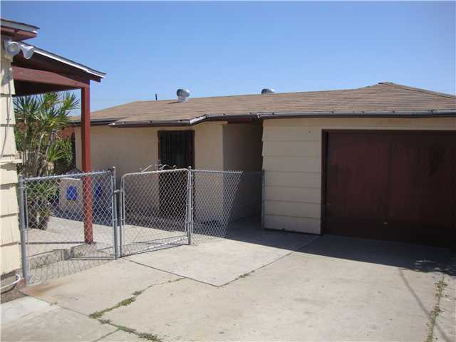 2053 2055 Eldora St, Lemon Grove, CA 91945 photo 4