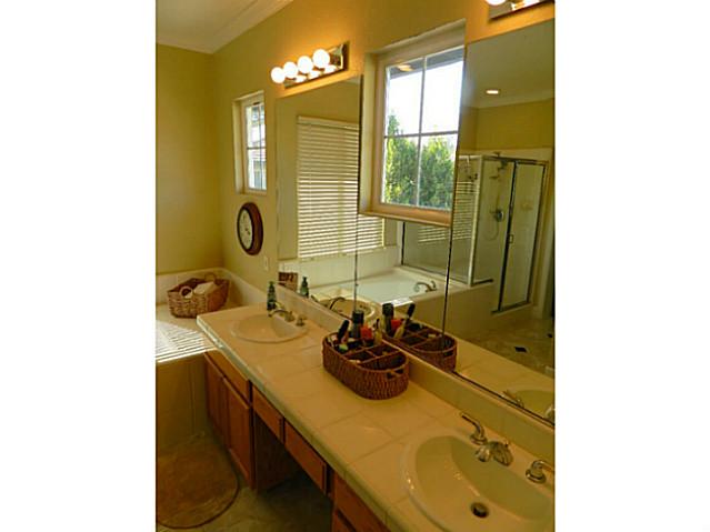 3135 Willow Creek Pl, Escondido, CA 92027 photo 14