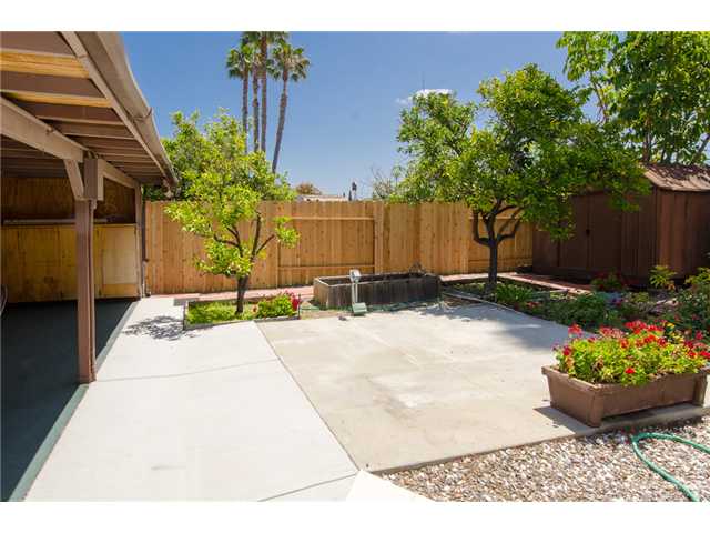 4701 Sunrise Rdg, Oceanside, CA 92056 photo 2