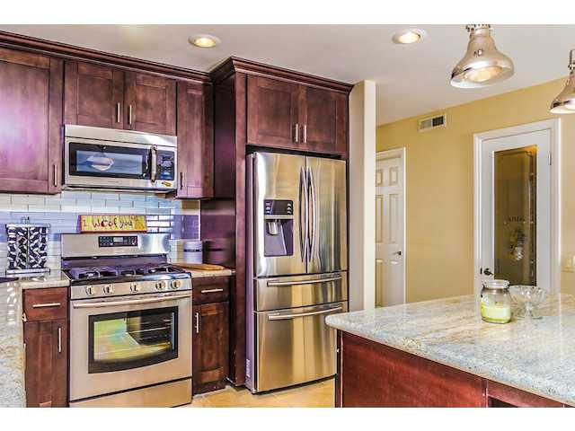 816 N Cleveland St, Oceanside, CA 92054 photo 2