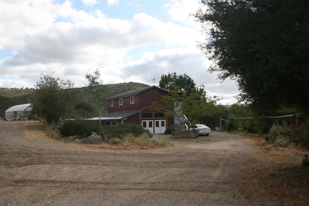 1646 Peutz Vly, Alpine, CA 91901 photo 5