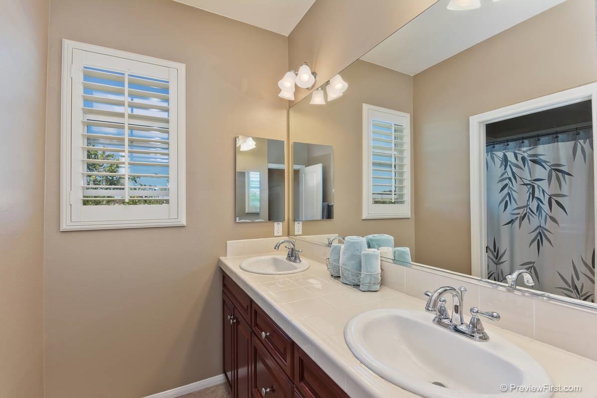 4655 Meadow, Carlsbad, CA 92010 photo 19