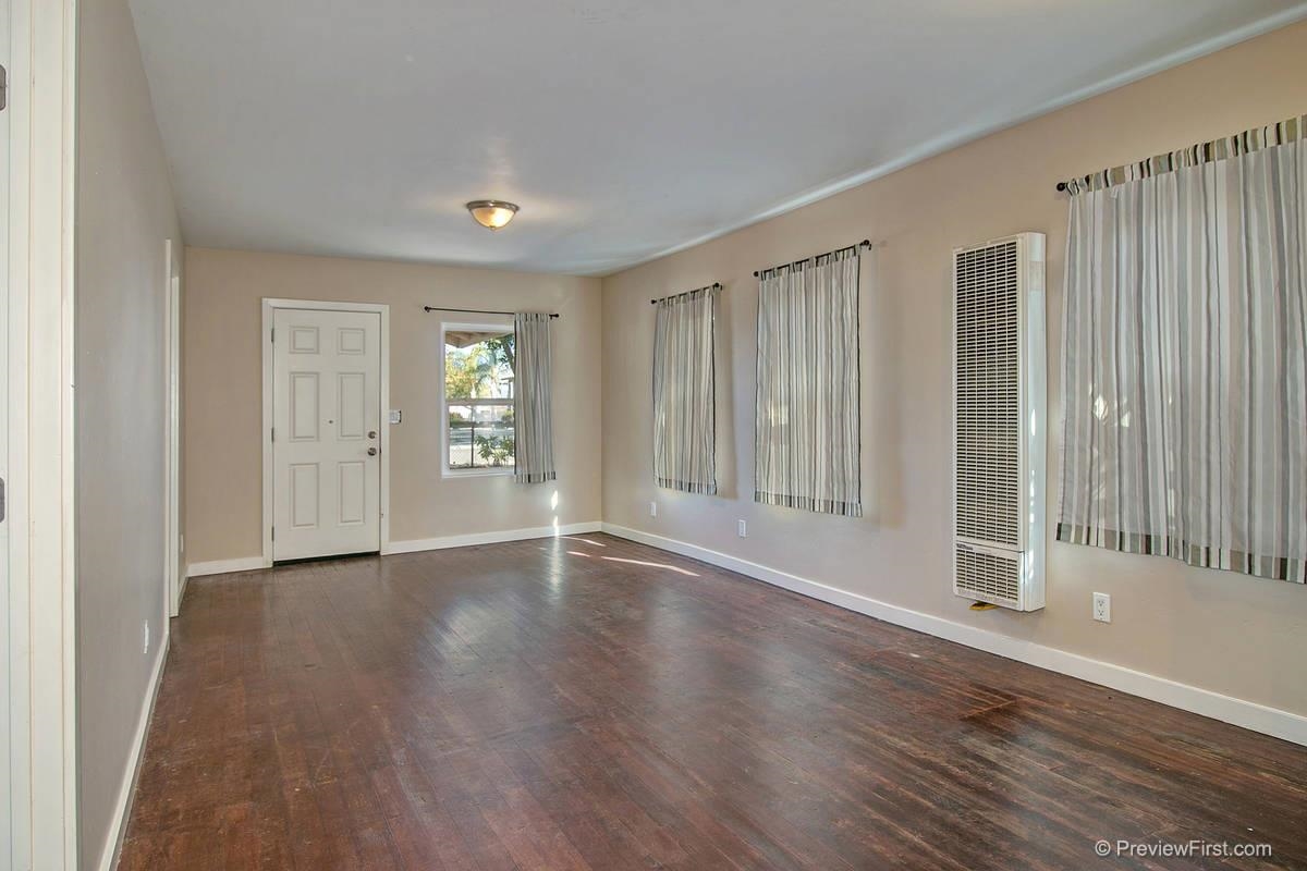 337 W 6th, Escondido, CA 92025 photo 4