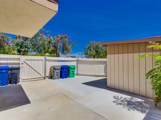 10031 Santana Ranch Ln, Santee, CA 92071 photo 18