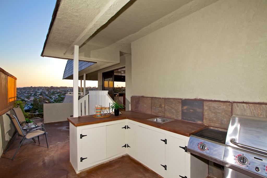 3233 Oliphant St, San Diego, CA 92106 photo 11