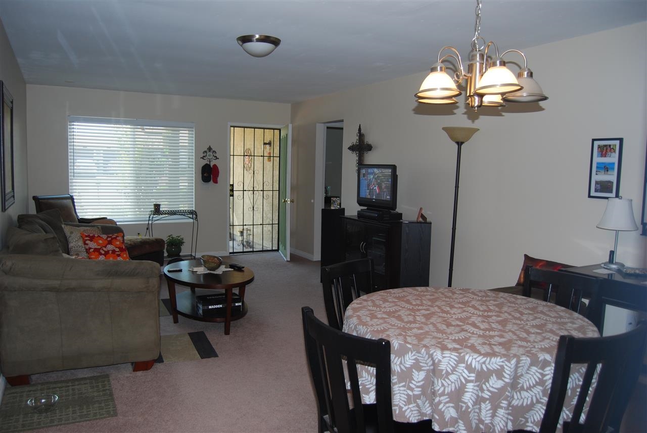 4728 Rising Glen Dr, Oceanside, CA 92056 photo 2