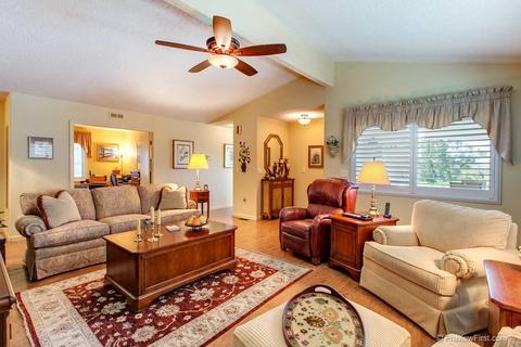 2286 Bryant, Carlsbad, CA 92008 photo 4