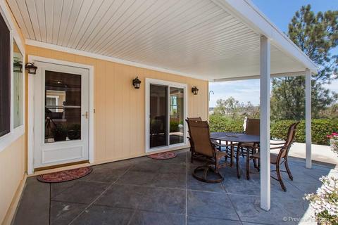 2286 Bryant, Carlsbad, CA 92008 photo 17