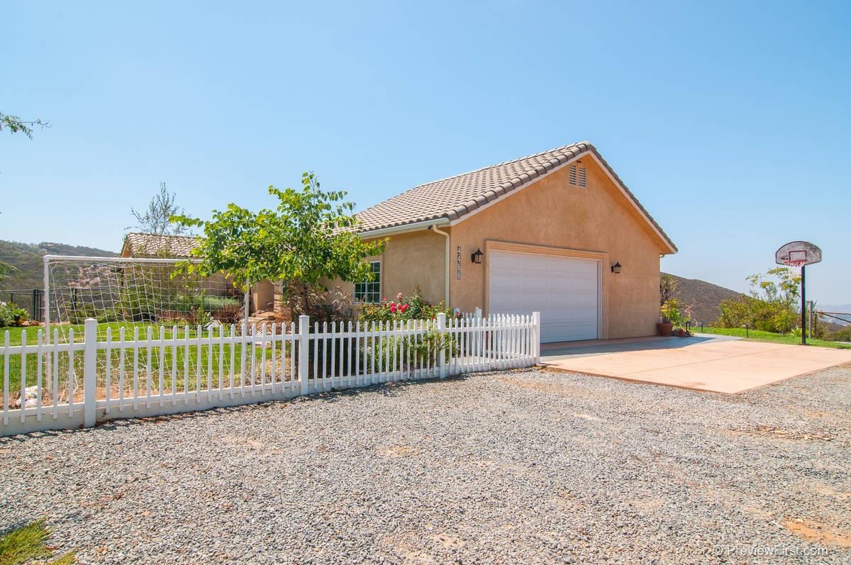 4466 Hilary Dr, Jamul, CA 91935 photo 23